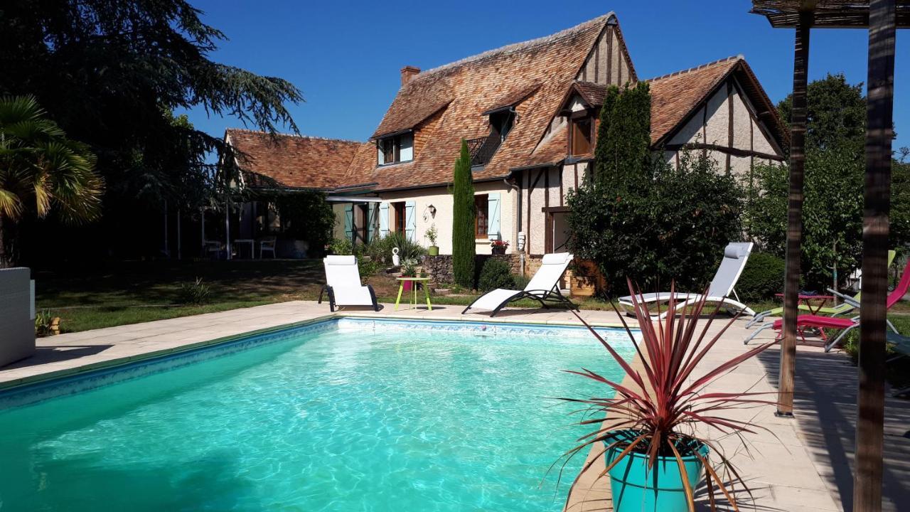 En Pleine Campagne, Proche Du Mans - Chambre D'Hotes Fillé Kültér fotó